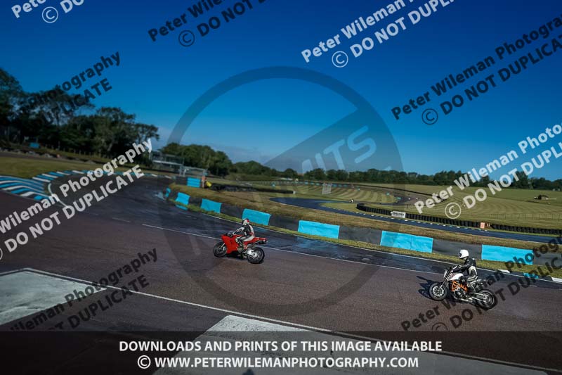 enduro digital images;event digital images;eventdigitalimages;lydden hill;lydden no limits trackday;lydden photographs;lydden trackday photographs;no limits trackdays;peter wileman photography;racing digital images;trackday digital images;trackday photos
